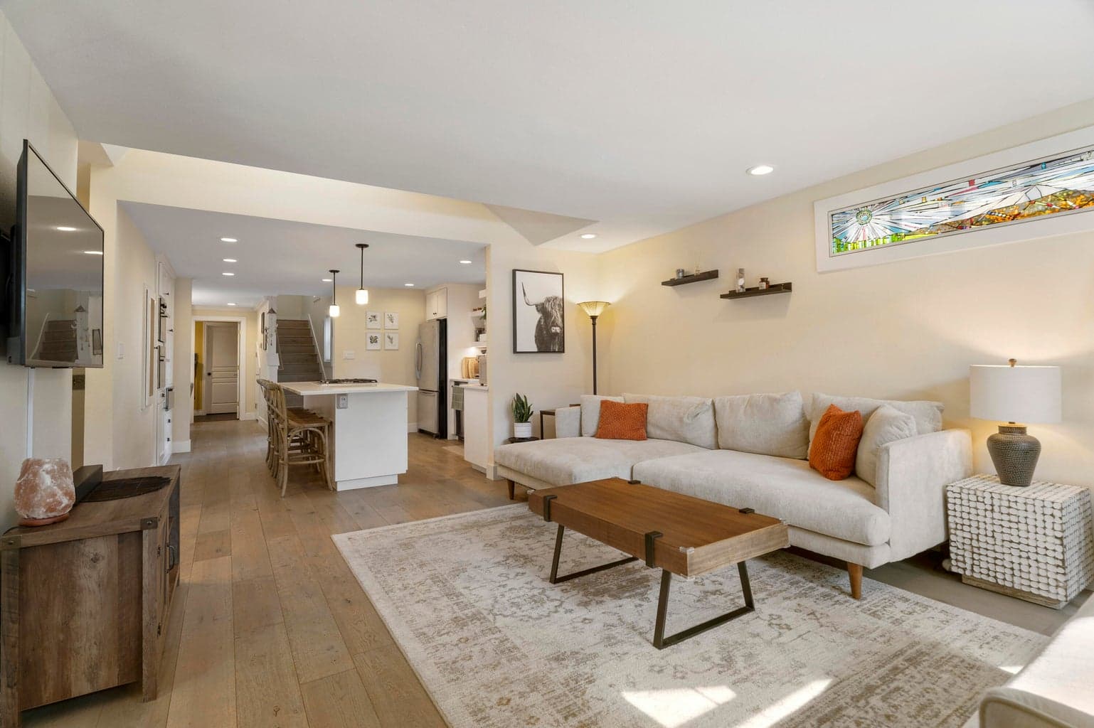 Photo of 440 Riverfront 4 of 46