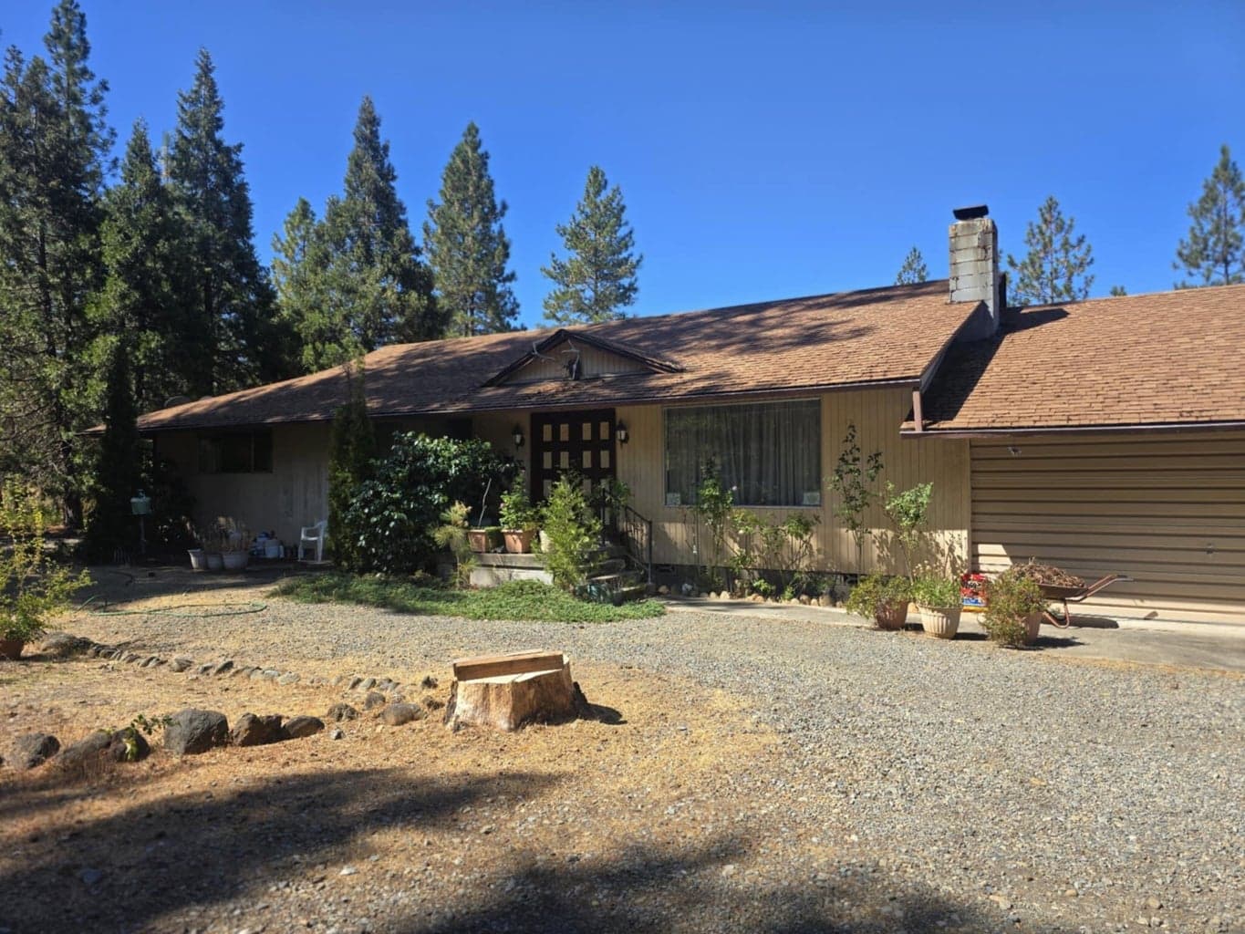 Photo of 5280 Rockydale 2 of 17