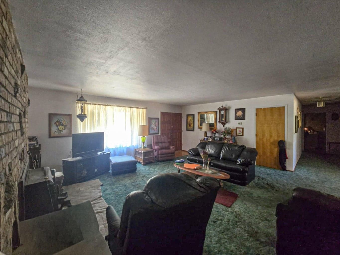 Photo of 5280 Rockydale 4 of 17