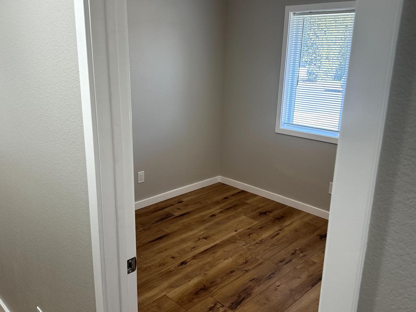 Photo of 3150 SW Pumice Avenue 9 of 20