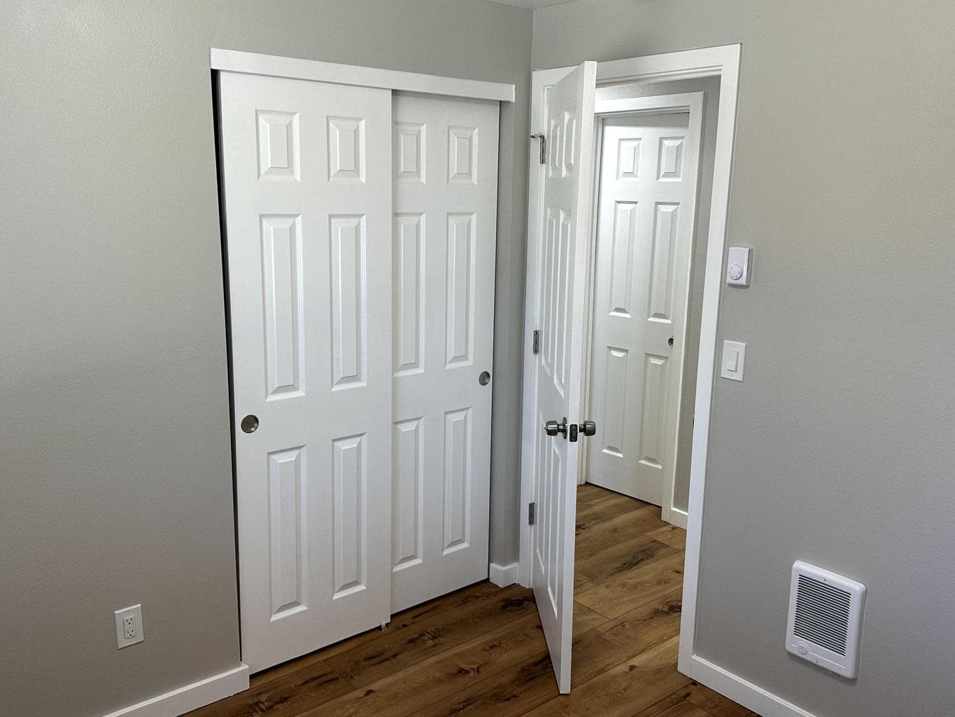 Photo of 3150 SW Pumice Avenue 10 of 20