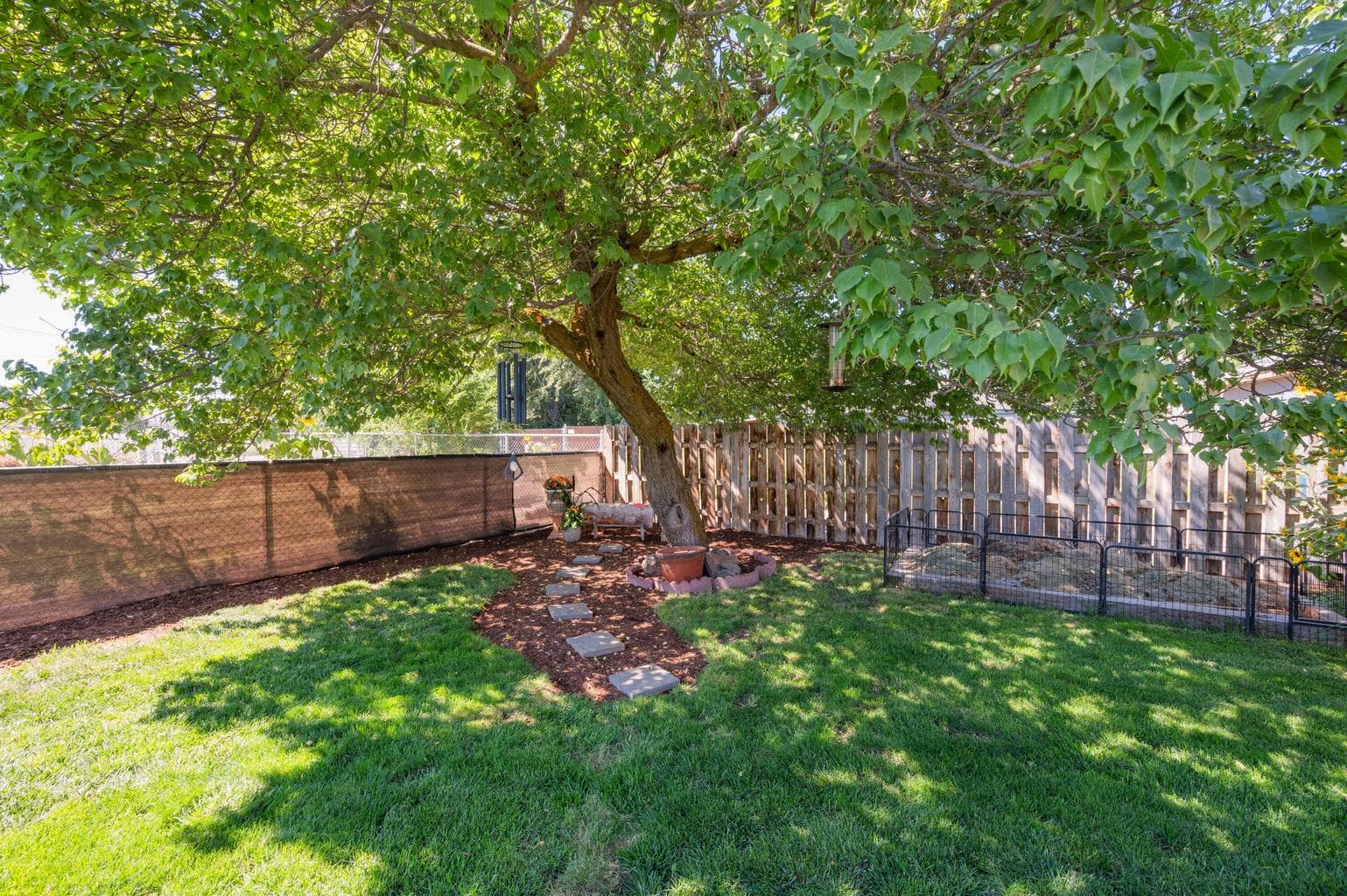 Photo of 775 SE Juniper Street 31 of 34