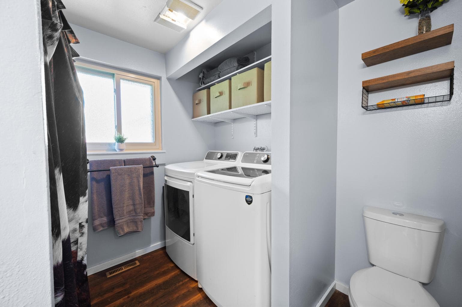 Photo of 775 SE Juniper Street 23 of 34