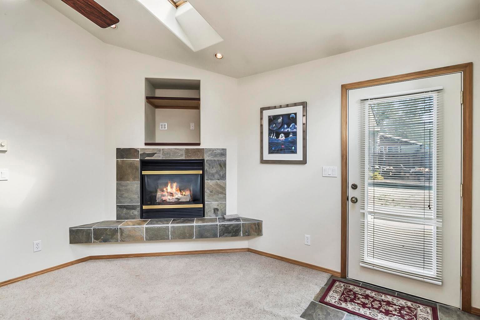Photo of 1115 NE Burnside Avenue 26 of 42