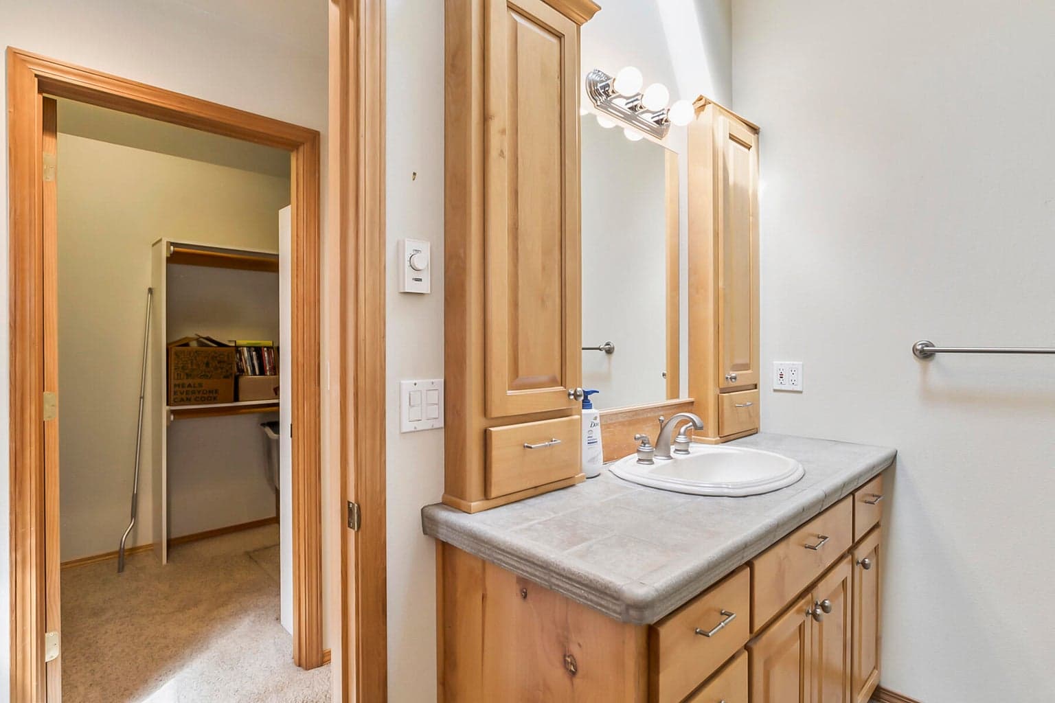 Photo of 1115 NE Burnside Avenue 28 of 42