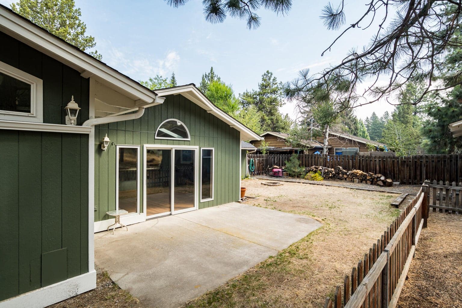 Photo of 1115 NE Burnside Avenue 31 of 42