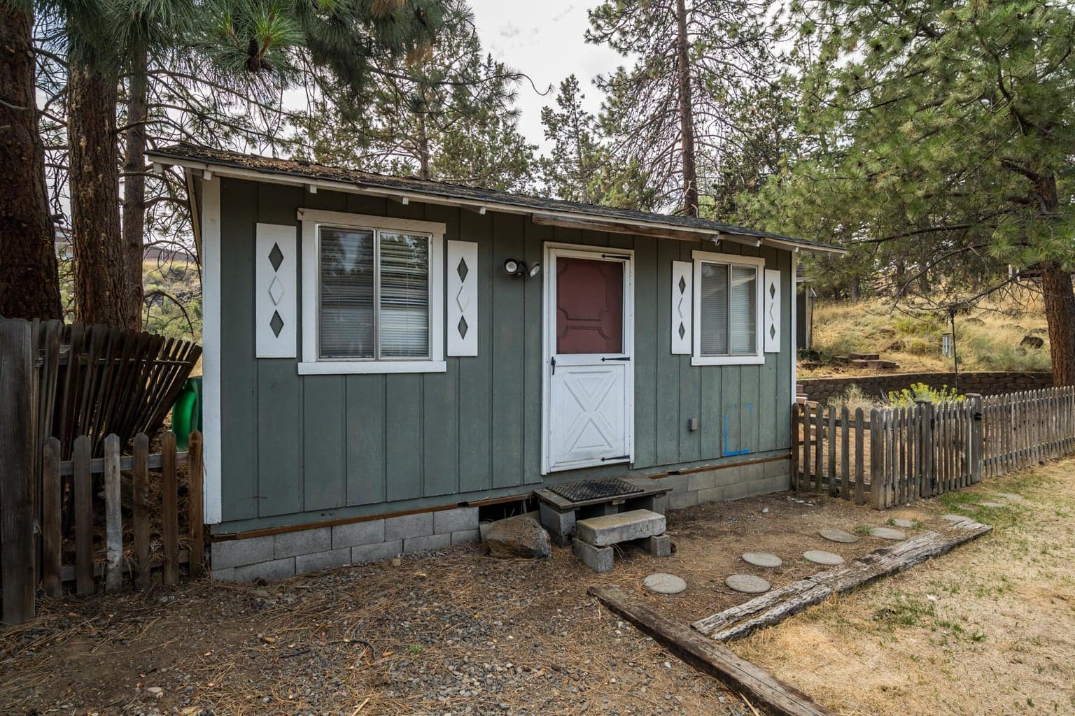 Photo of 1115 NE Burnside Avenue 35 of 42