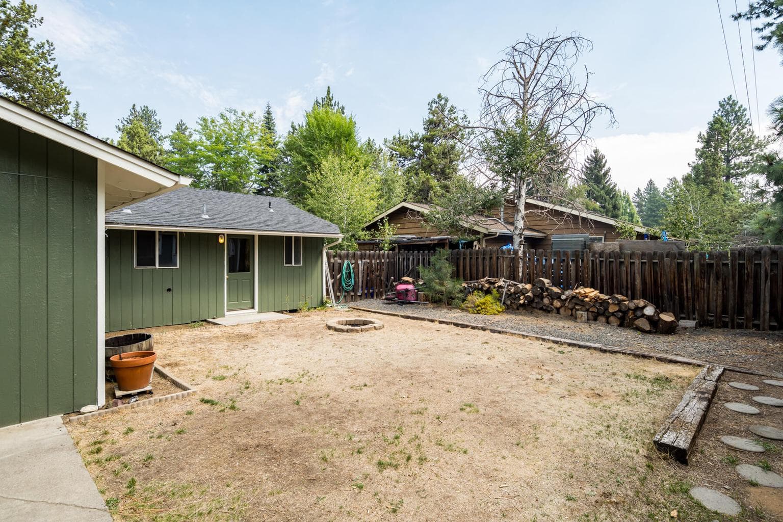 Photo of 1115 NE Burnside Avenue 37 of 42