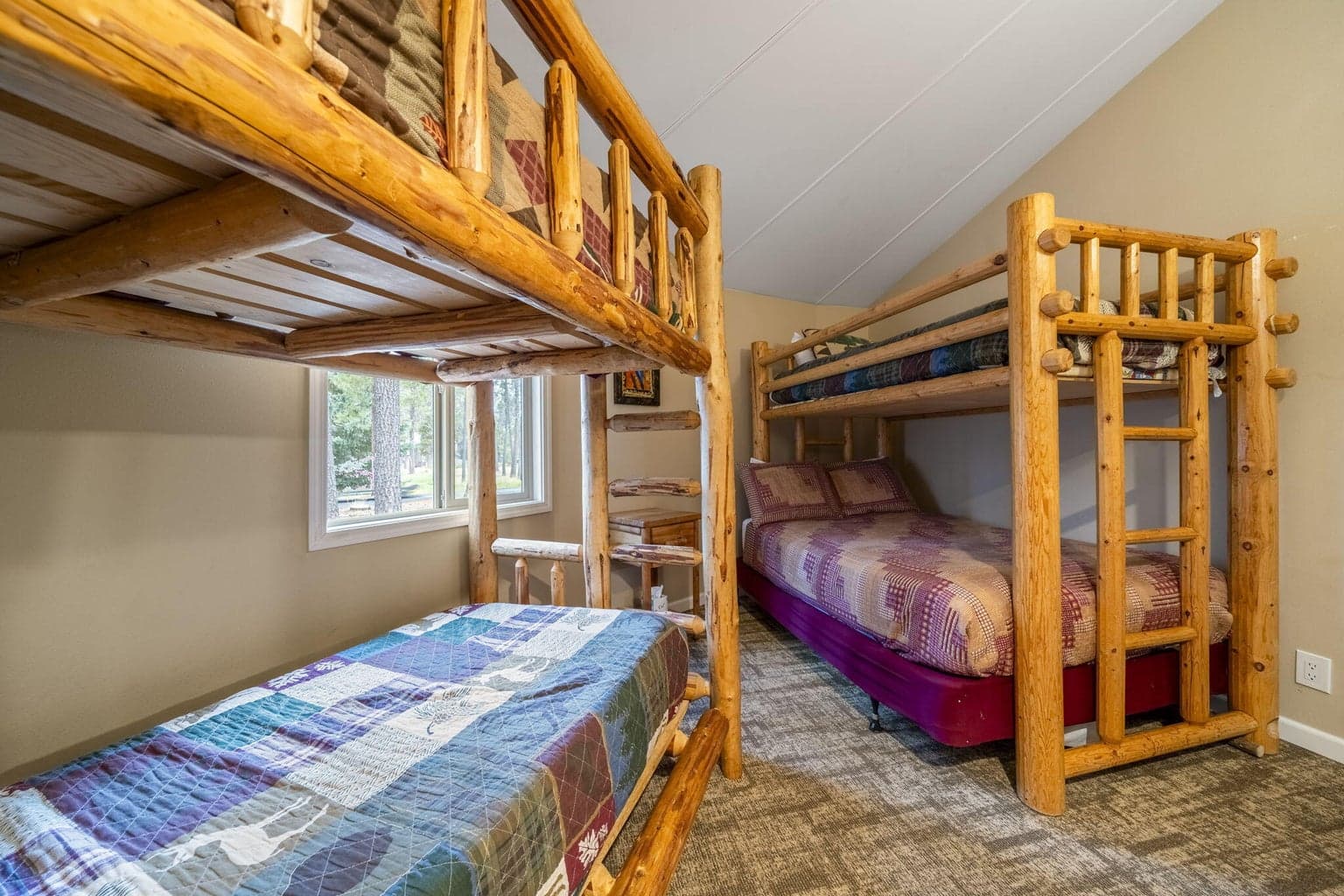 Photo of 56992 Fawn Lane 19 of 31