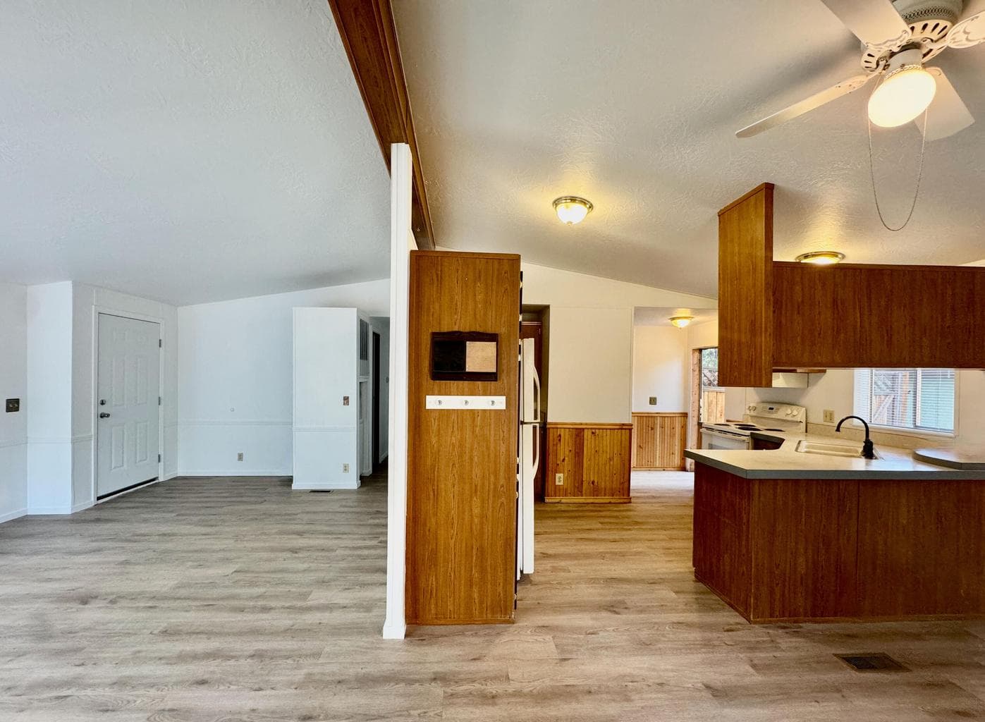 Photo of 19124 River Woods Drive 23 of 41
