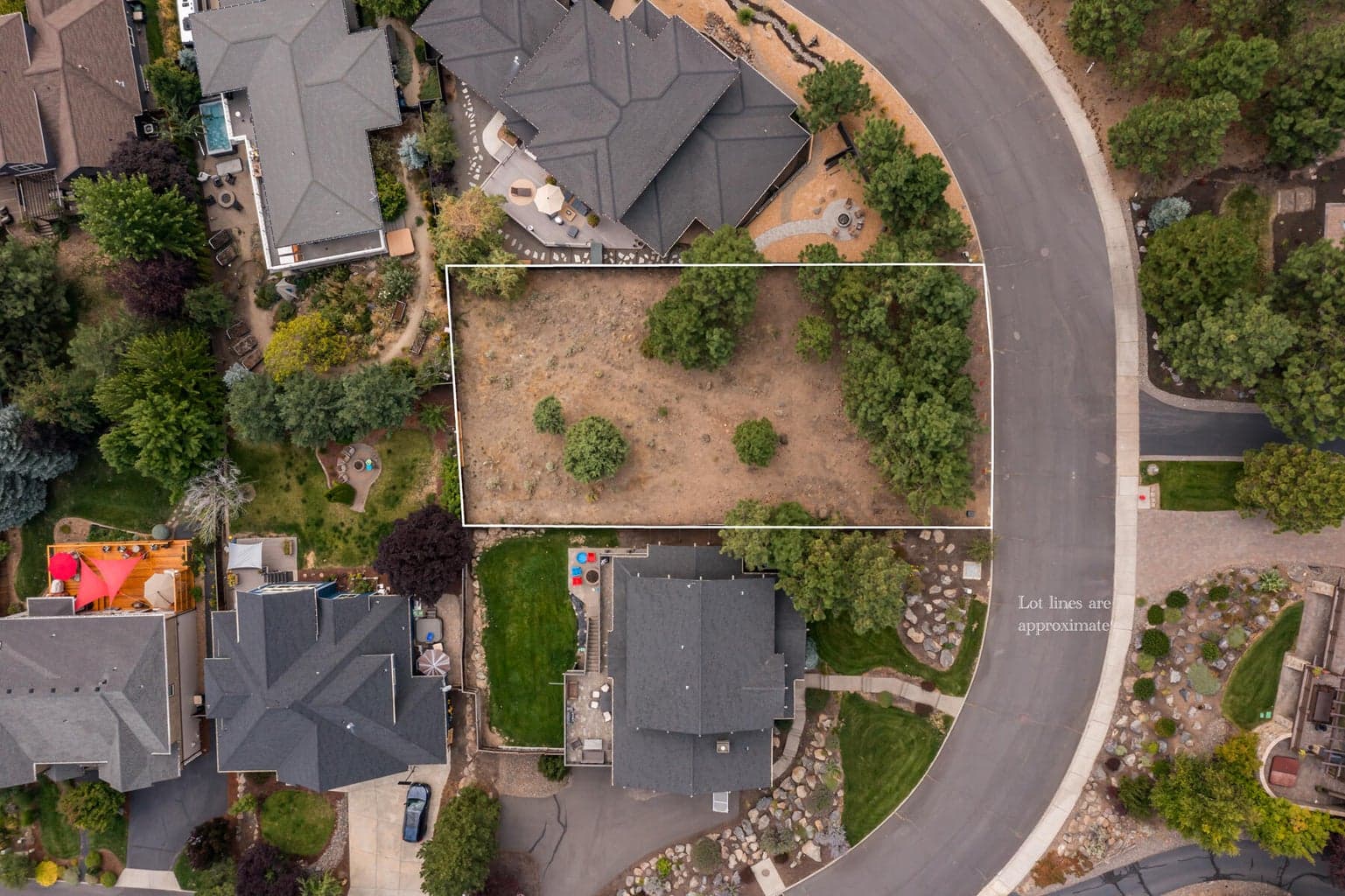 Photo of 653 Powell Butte 3 of 14