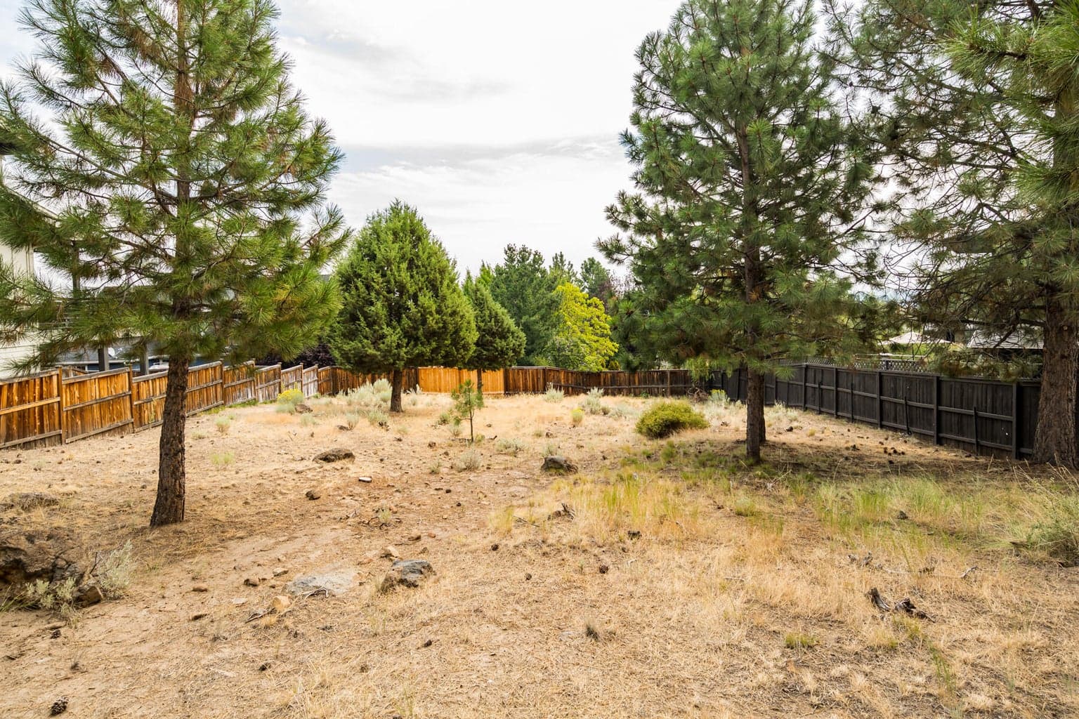 Photo of 653 NW Powell Butte Loop 11 of 14
