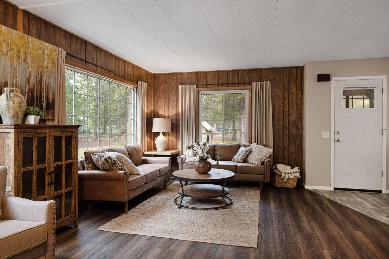 Photo of 53425 Brooktrout Court 2 of 29