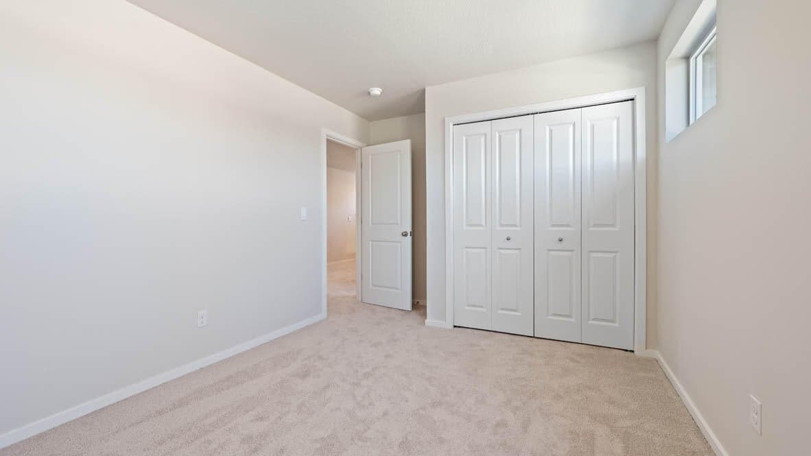 Photo of 61164 Splendor Lane 16 of 30