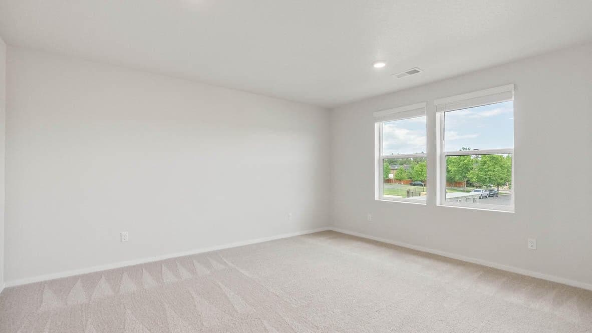 Photo of 61168 Splendor Lane 12 of 27