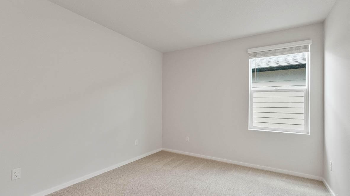 Photo of 61168 Splendor Lane 18 of 27