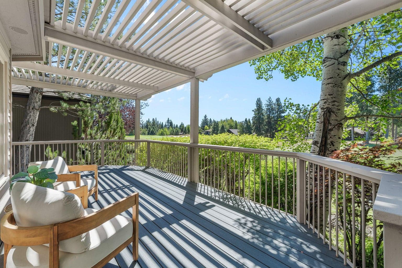 17th Fairway and Lake views from tranquil back patio.