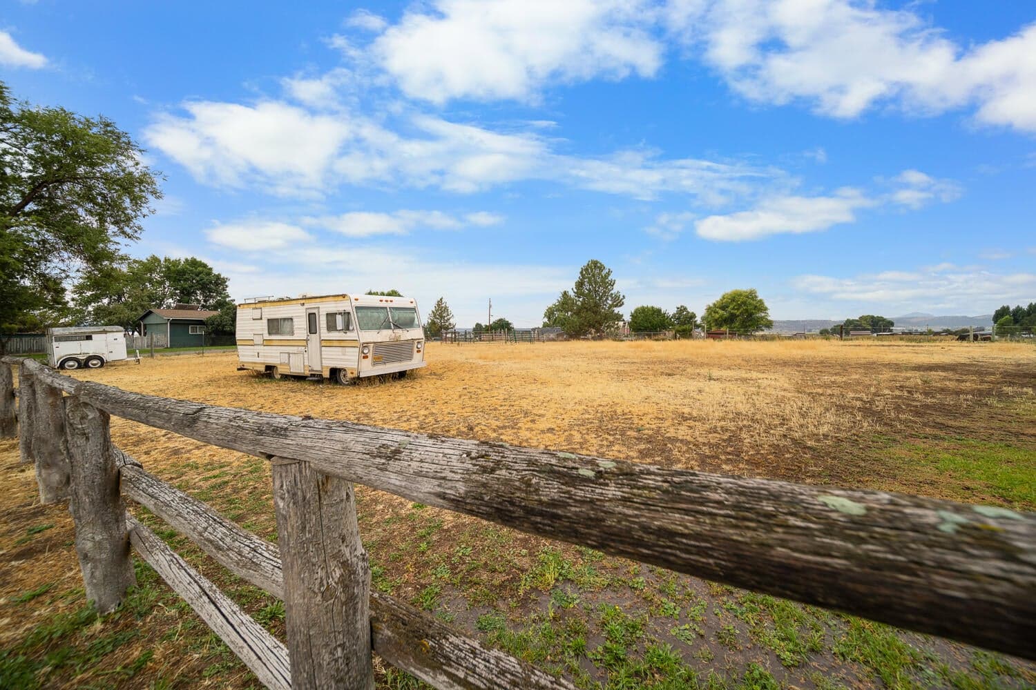 Photo of 4545 NW Charles Road 10 of 26