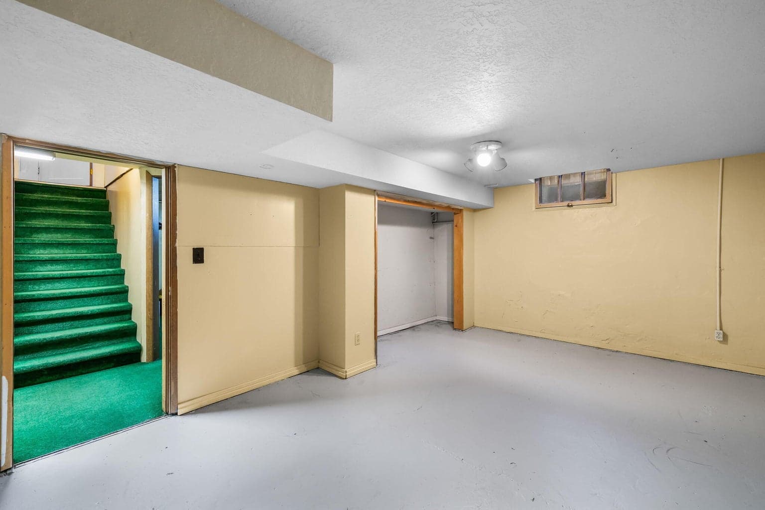 Photo of 844 NE 3rd Street 32 of 49