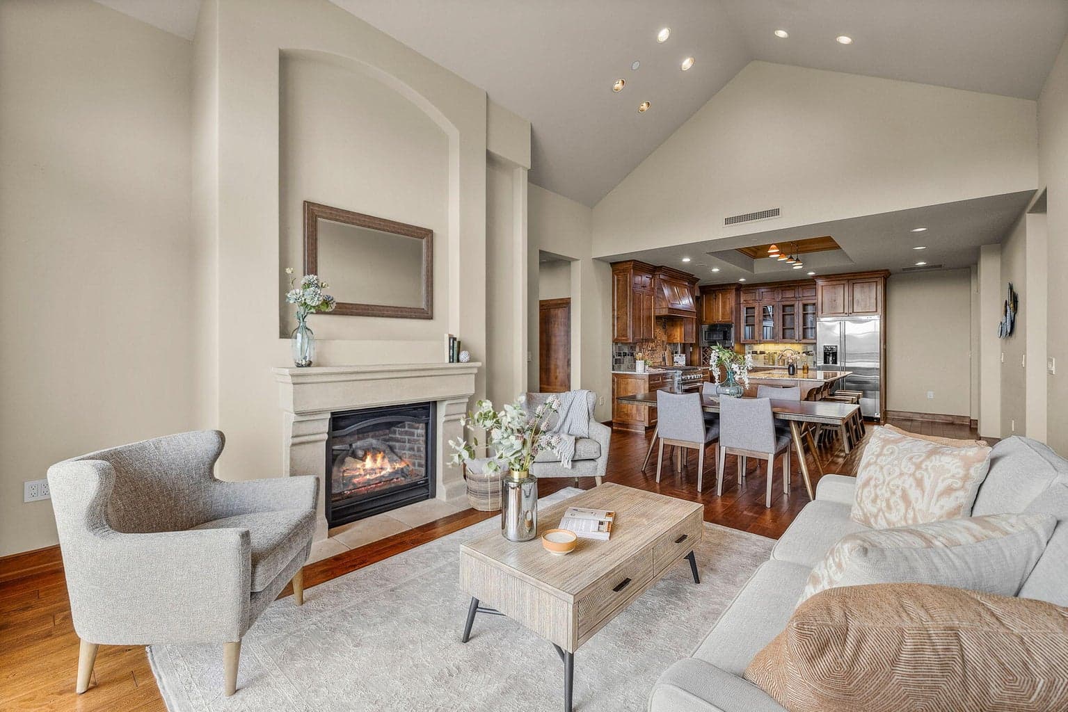 Photo of 363 SW Bluff Drive 12 of 41