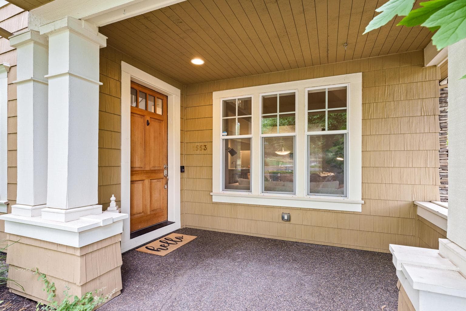 Photo of 1553 Lewis 5 of 45