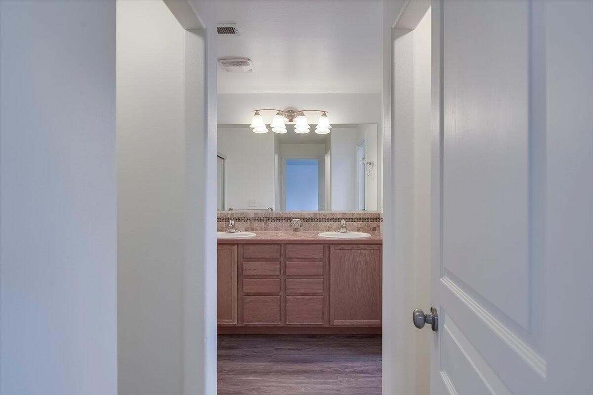 Master Bedroom Hallway