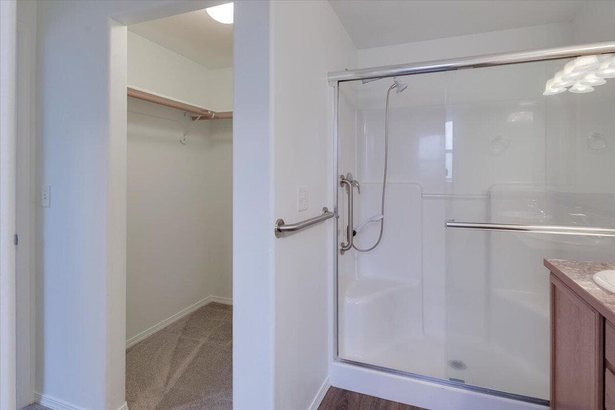 Master Bath & Closet