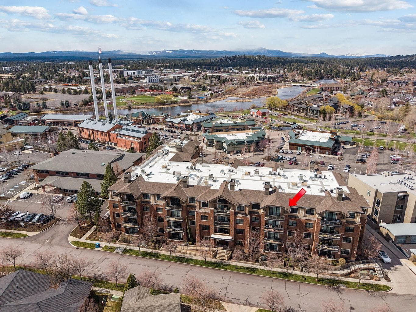 Single level, zero maintenance living at a premier location