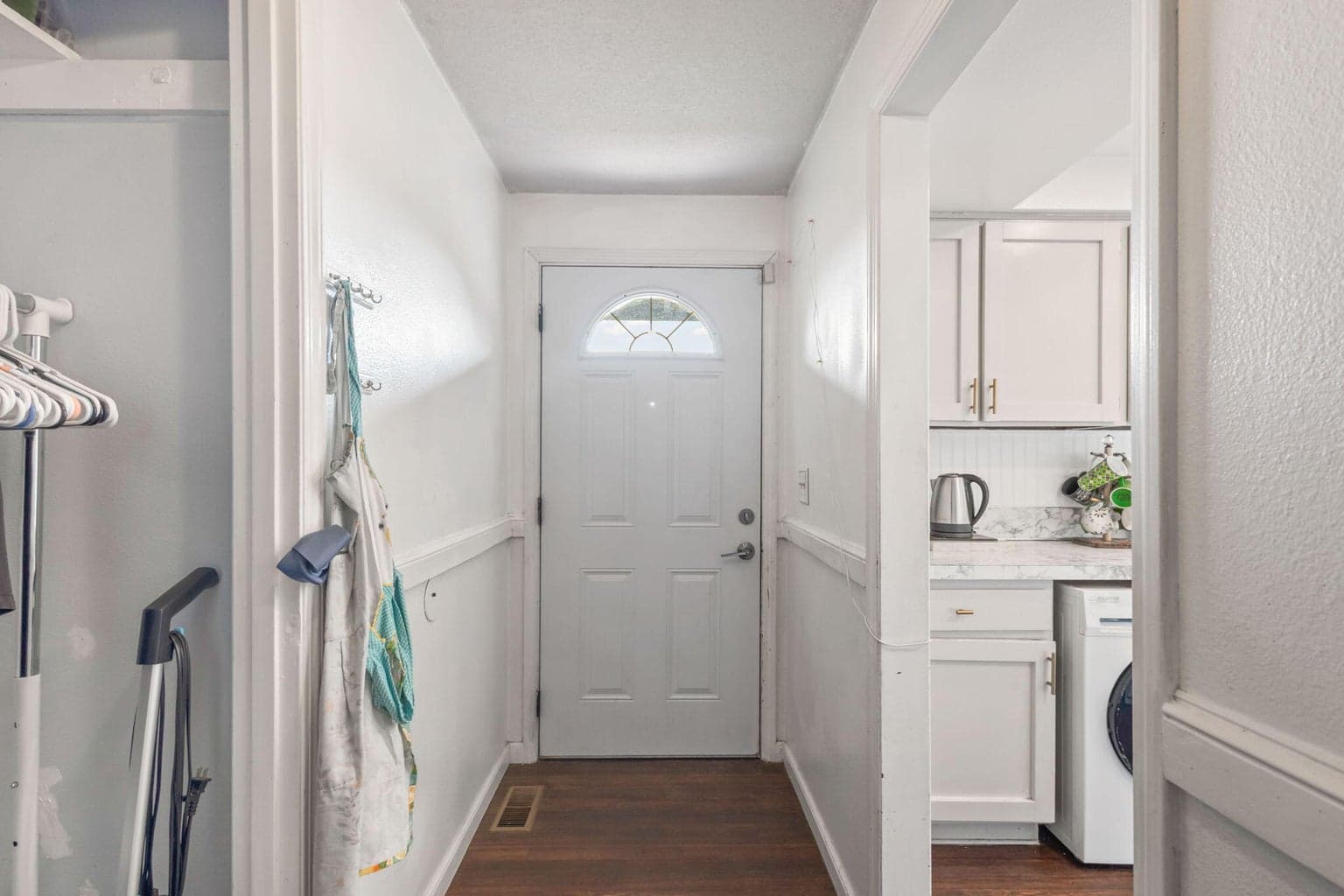 Photo of 2335 Bowers 4 of 42