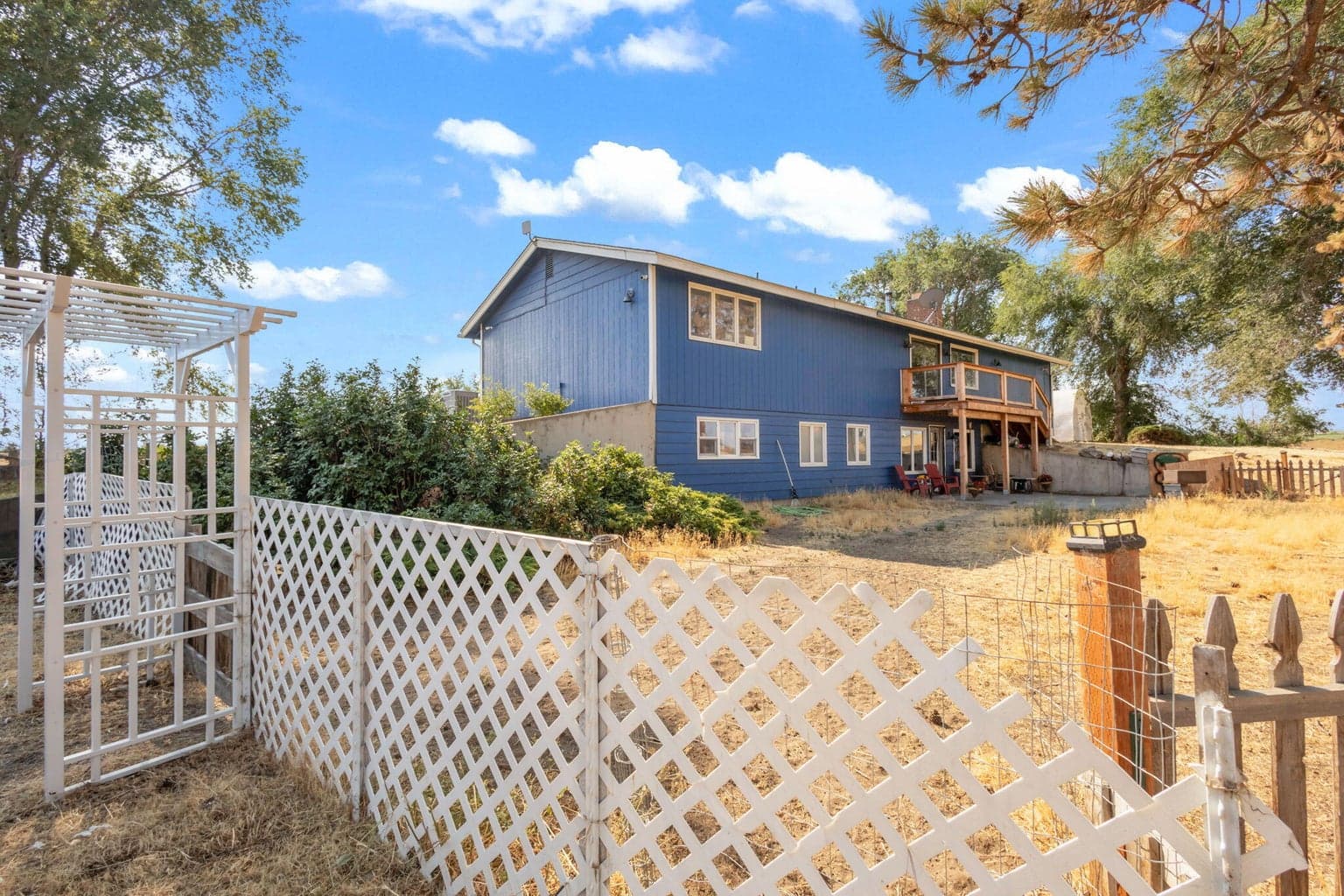 Photo of 2335 SW Bowers Drive 17 of 42