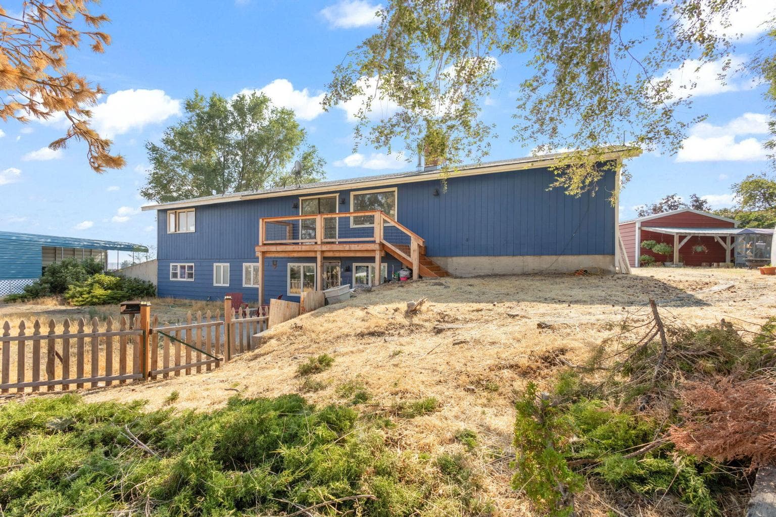 Photo of 2335 SW Bowers Drive 18 of 42