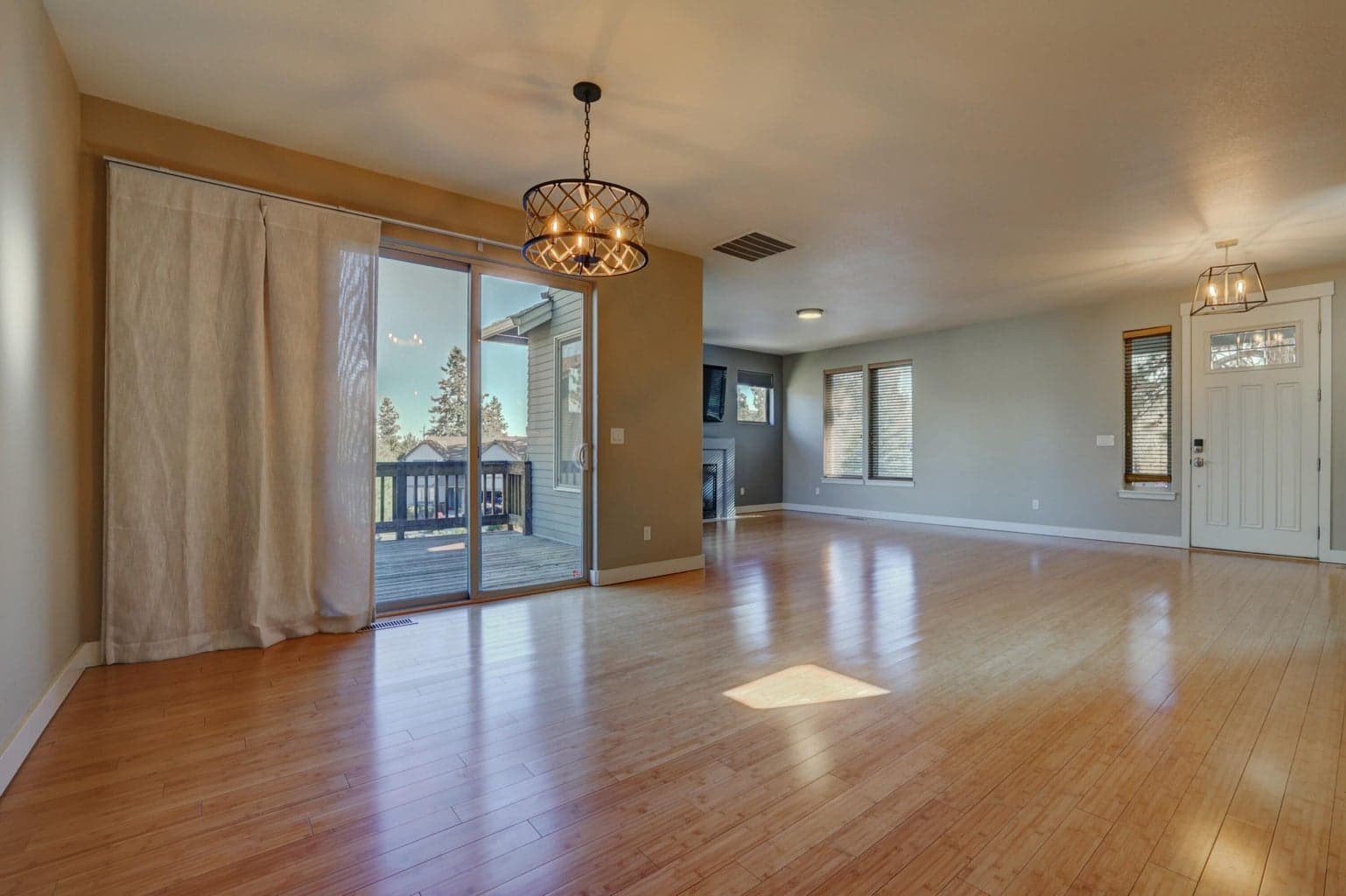 Photo of 61257 Bronze Meadow Lane 14 of 47