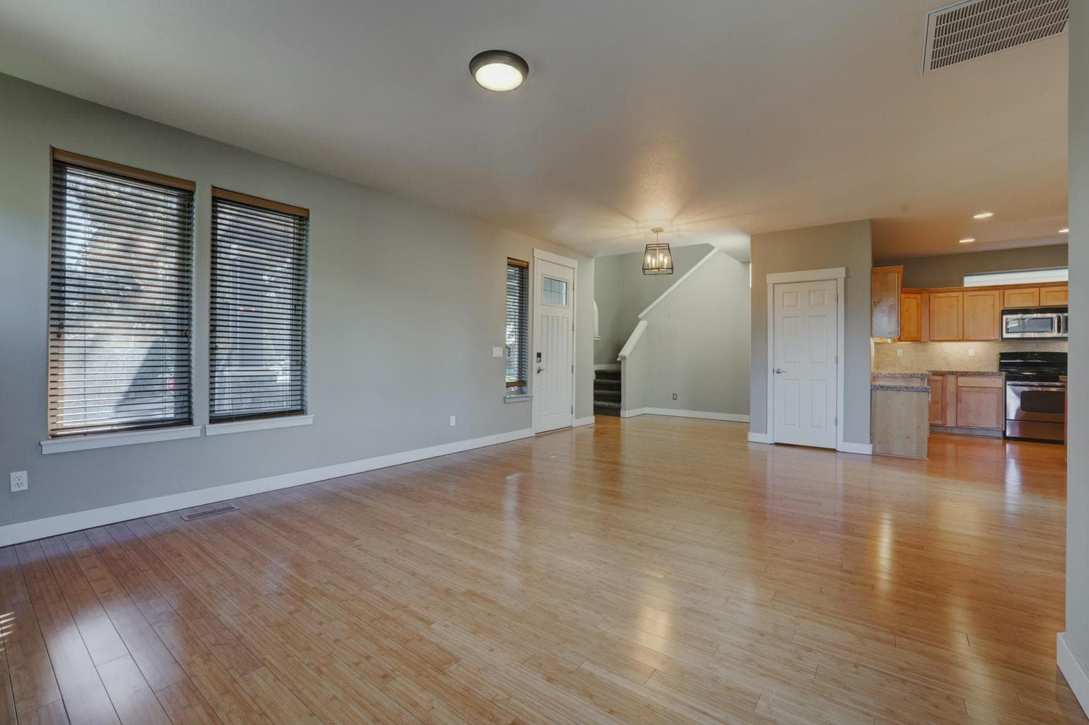 Photo of 61257 Bronze Meadow Lane 24 of 47