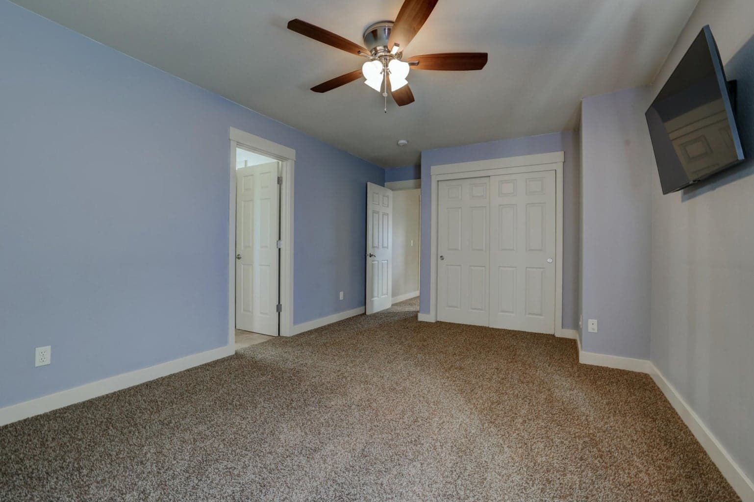 Photo of 61257 Bronze Meadow Lane 25 of 47