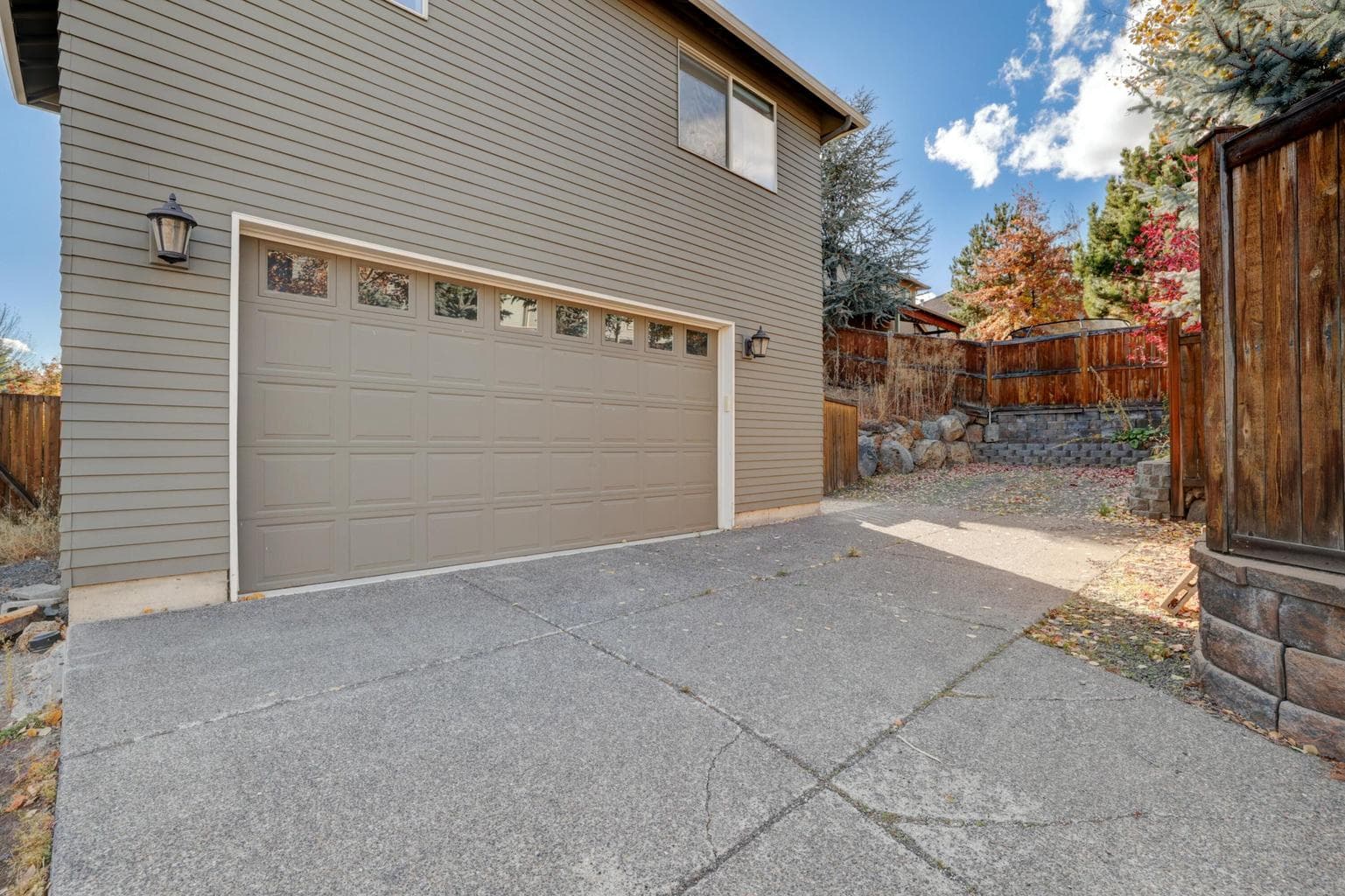 Photo of 61257 Bronze Meadow Lane 37 of 47