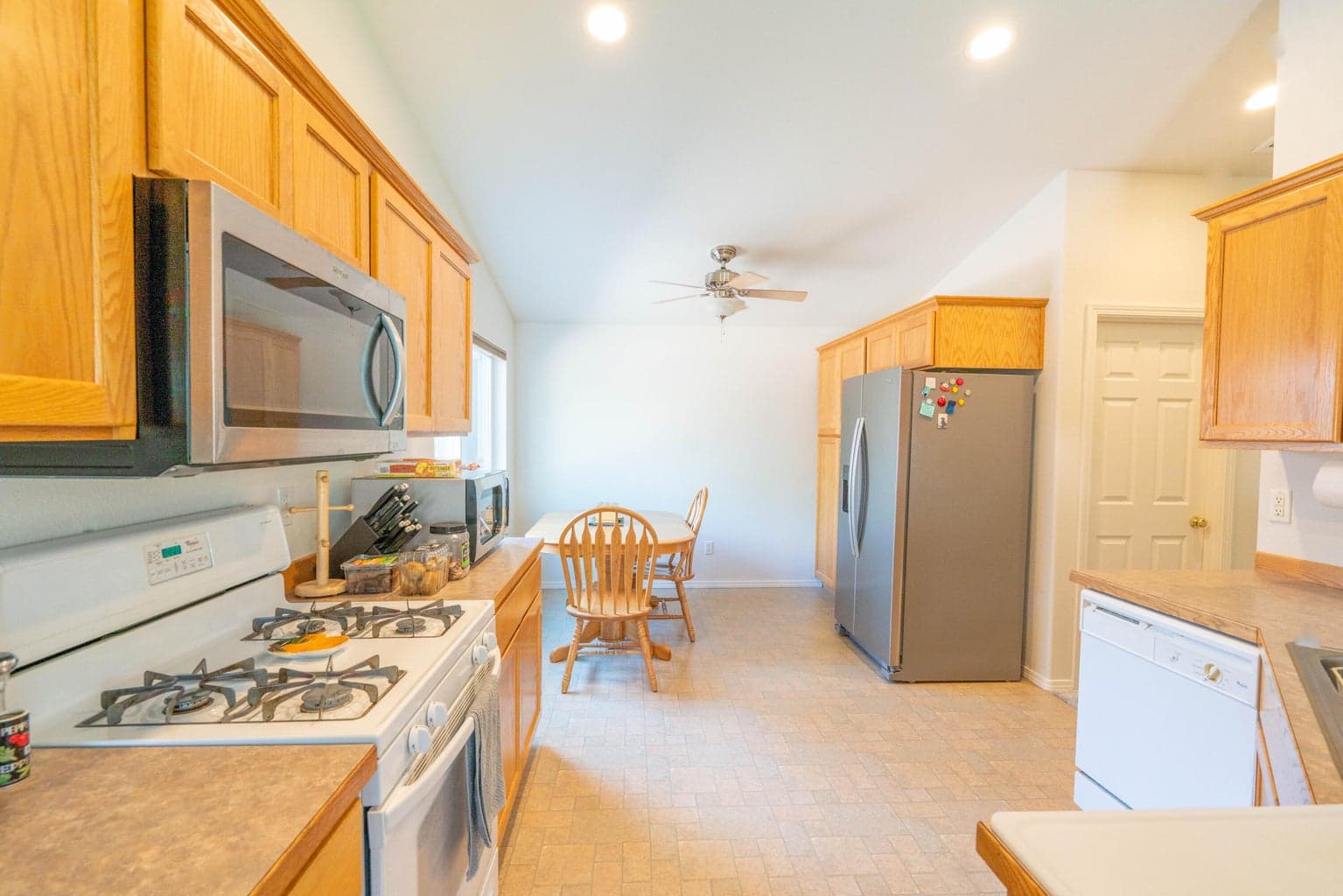 Photo of 2121 NW 20th Court 9 of 40