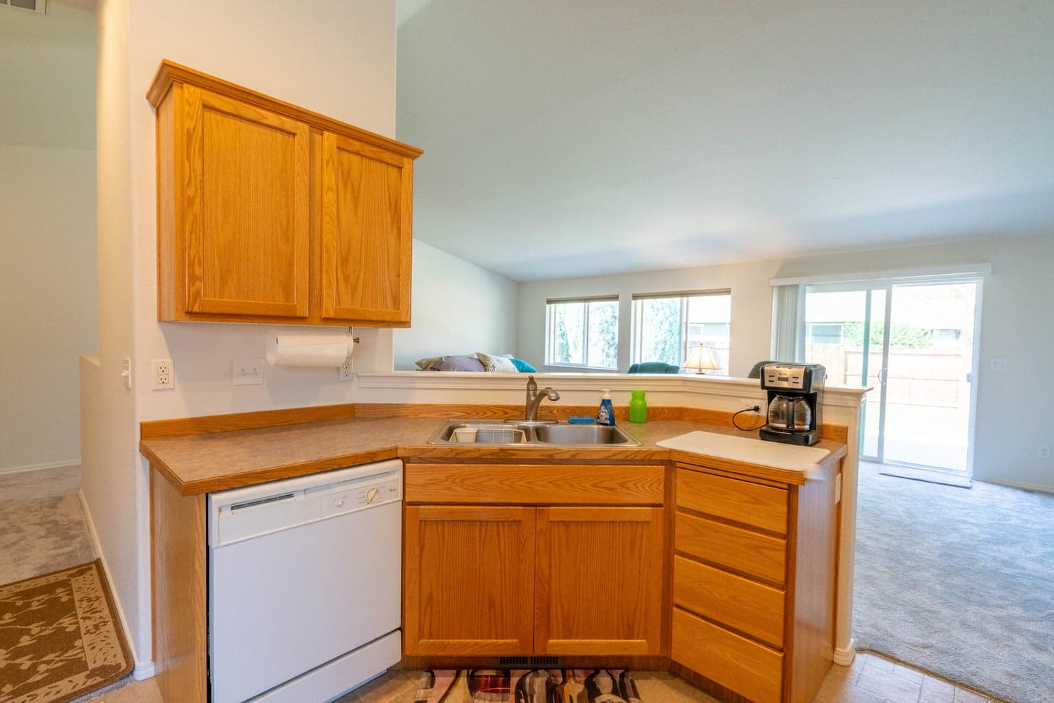 Photo of 2121 NW 20th Court 10 of 40