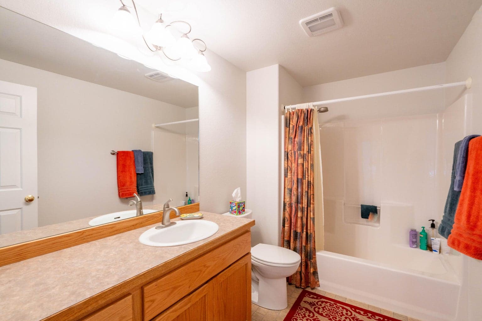 Photo of 2121 NW 20th Court 24 of 40