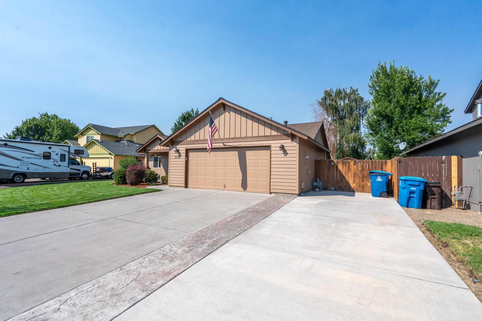 Photo of 2121 NW 20th Court 33 of 40