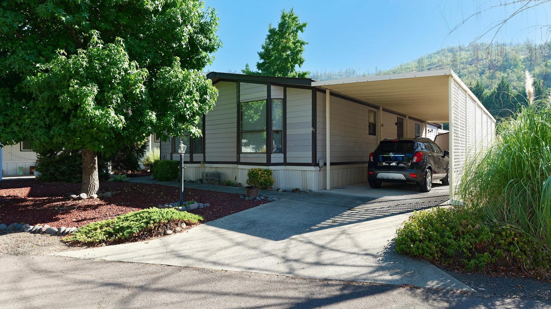 21 Brophy, Shady Cove, 97539