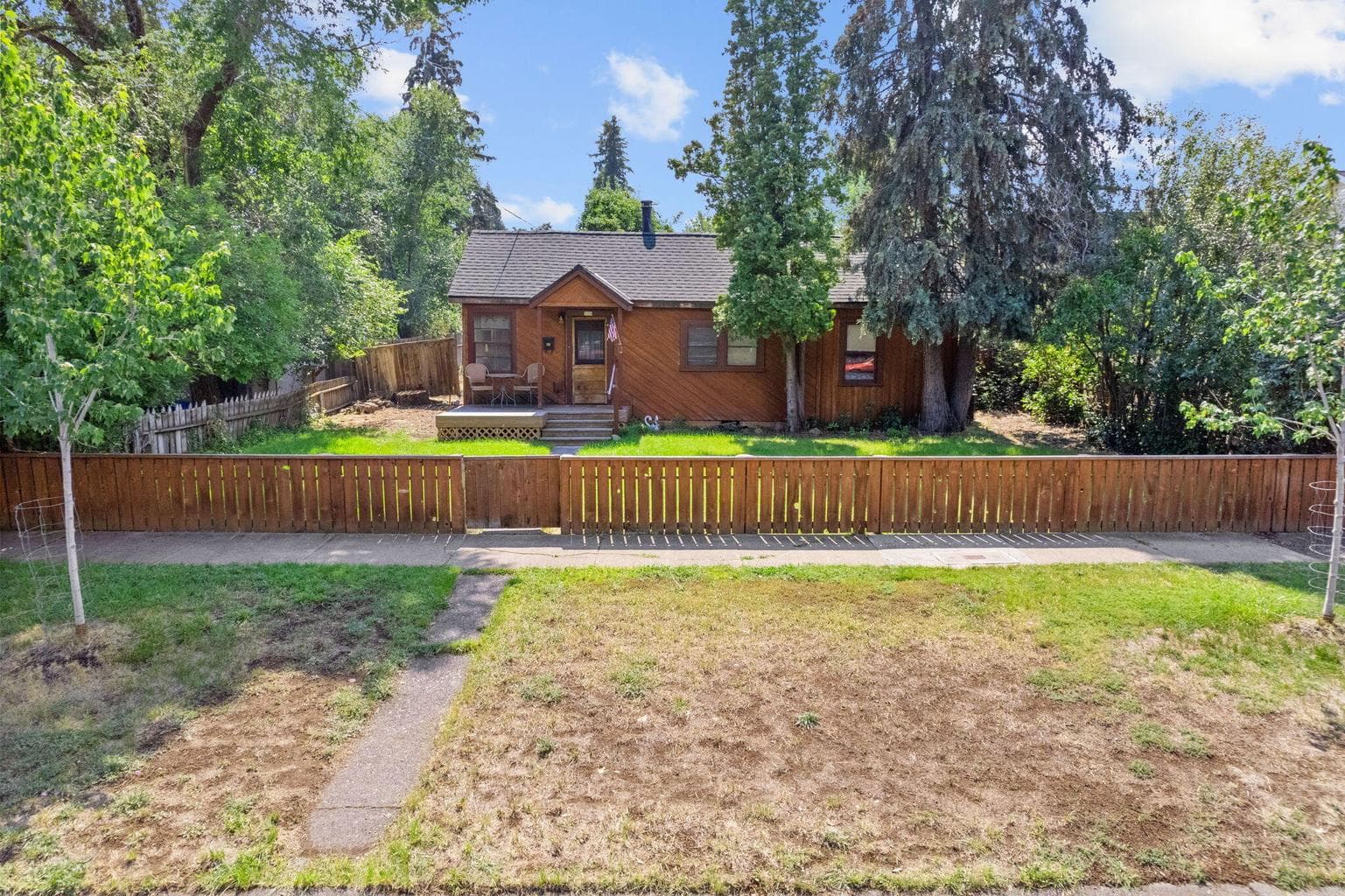 Photo of 539 NW Ogden Avenue 10 of 21