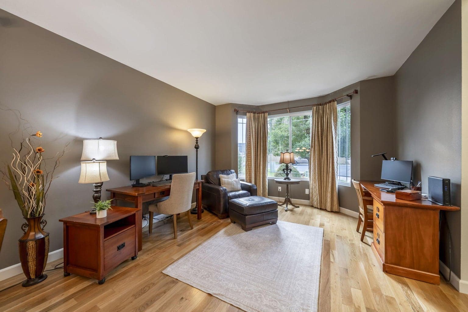 Photo of 2951 SW 50th Court 22 of 63