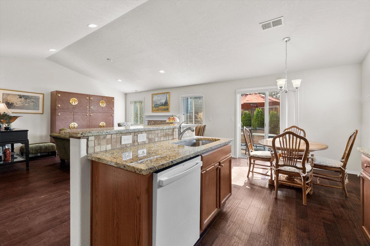 Photo of 61807 SE Rolo Court 10 of 26