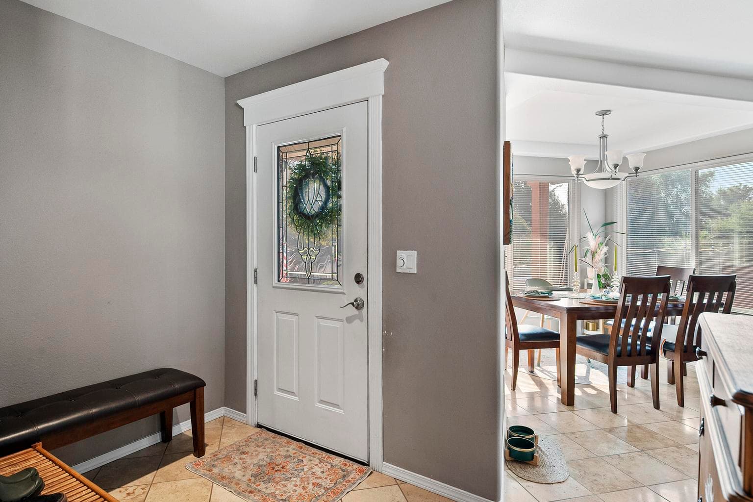 Photo of 2679 SW Salmon Avenue 6 of 38