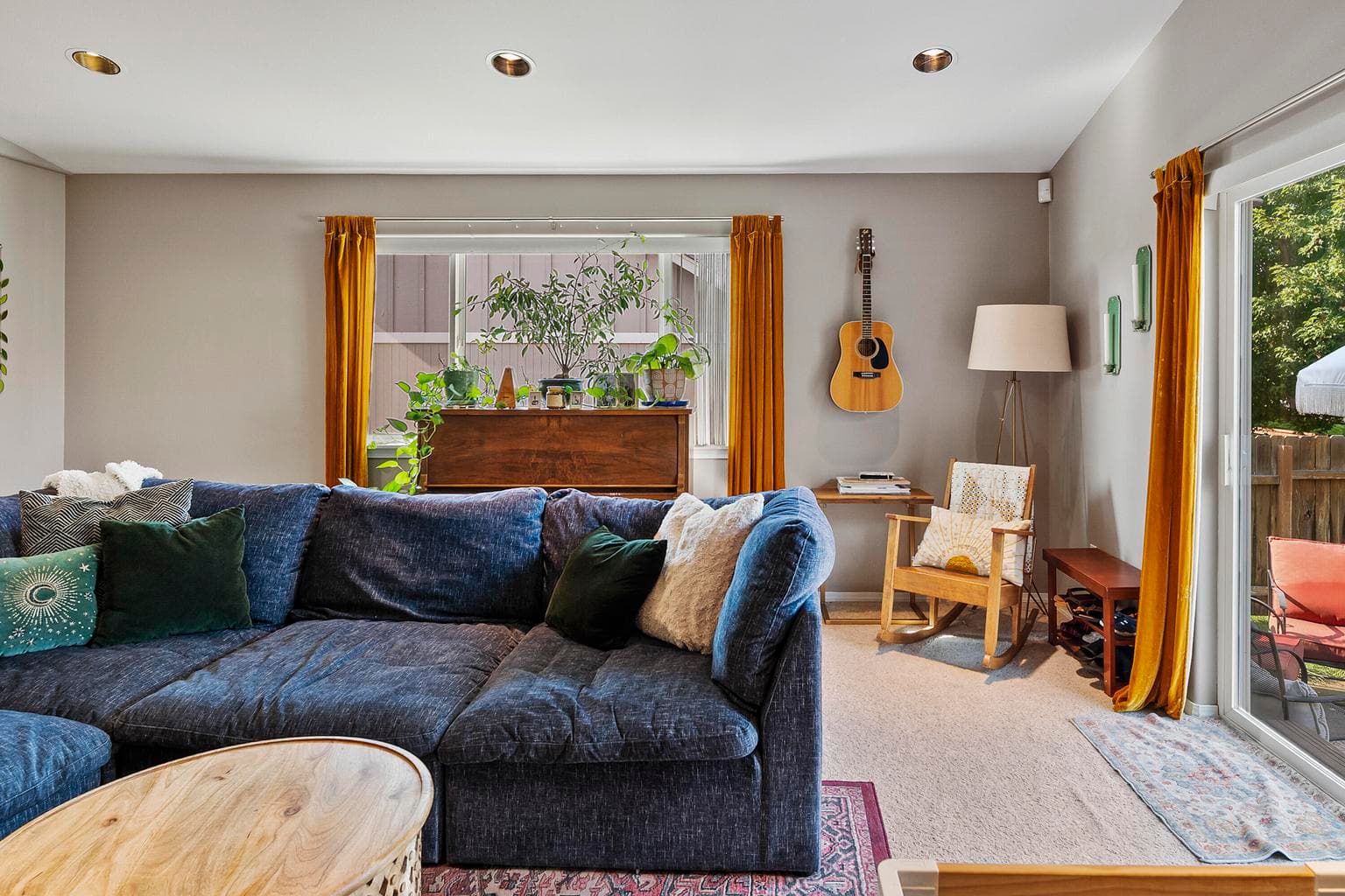 Photo of 2679 SW Salmon Avenue 9 of 38