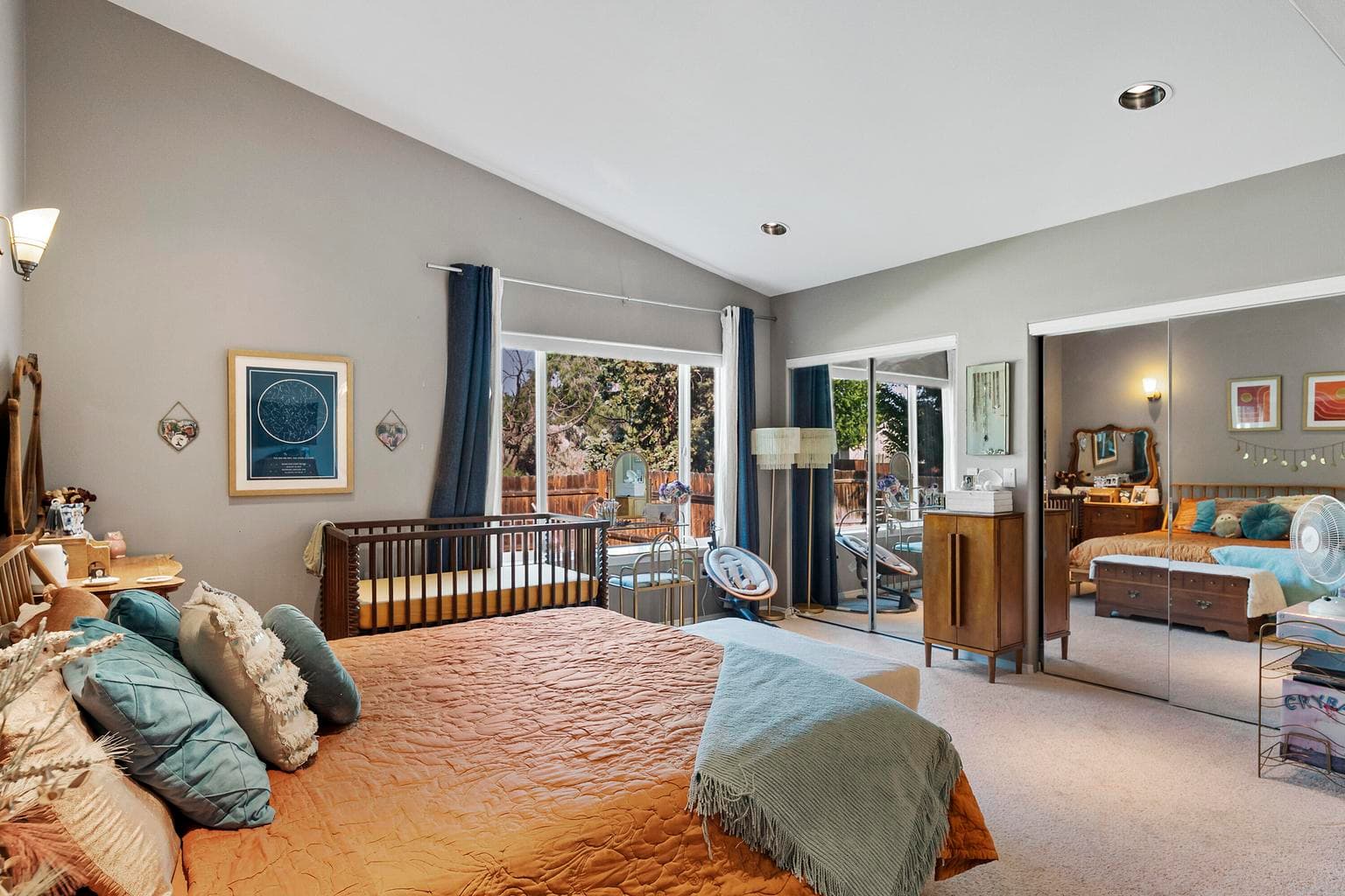 Photo of 2679 SW Salmon Avenue 22 of 38