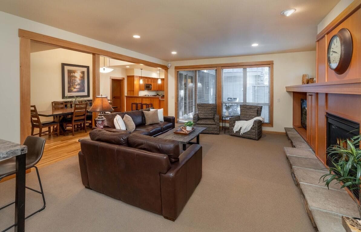 Photo of 57111 Fremont Drive 9 of 22