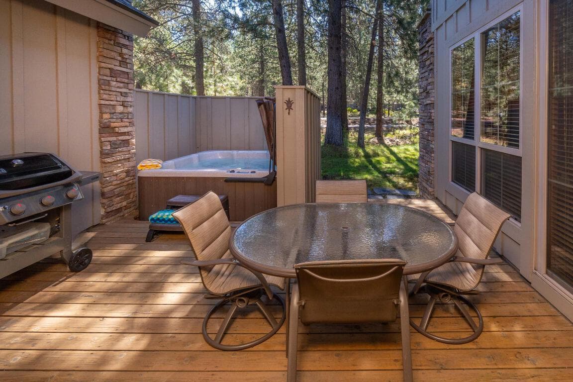 Photo of 57111 Fremont Drive 21 of 22