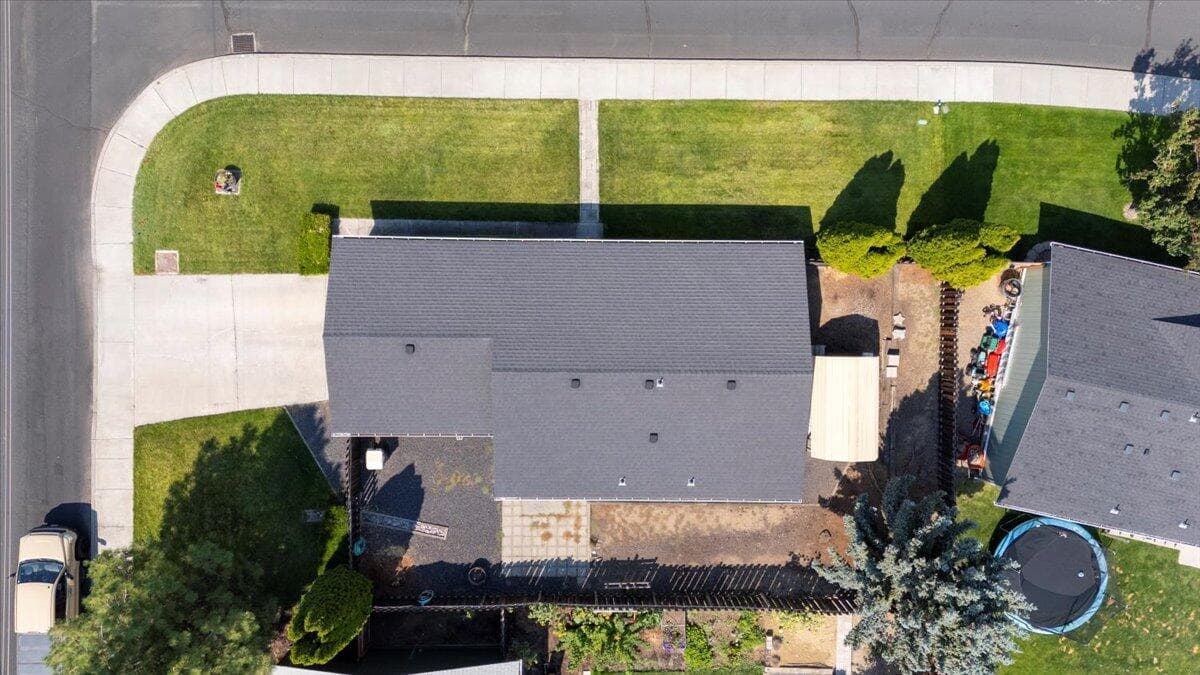 Photo of 1712 SW 35th Street 26 of 26