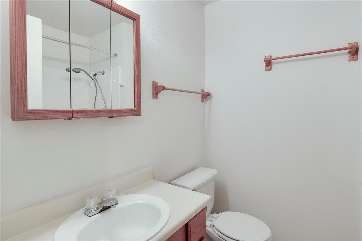 Photo of 1712 SW 35th Street 16 of 26